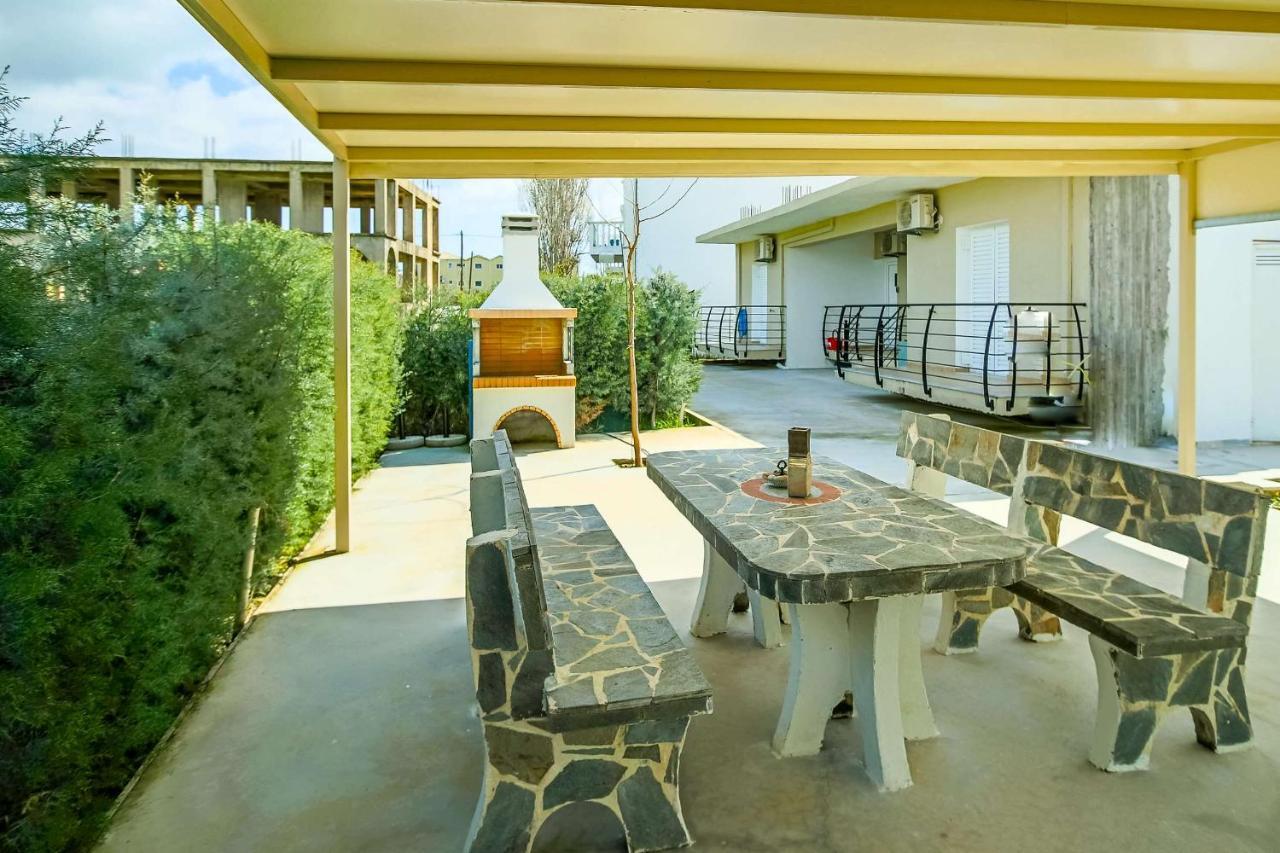 Nancy's Budget With Pool & Jacuzzi By 