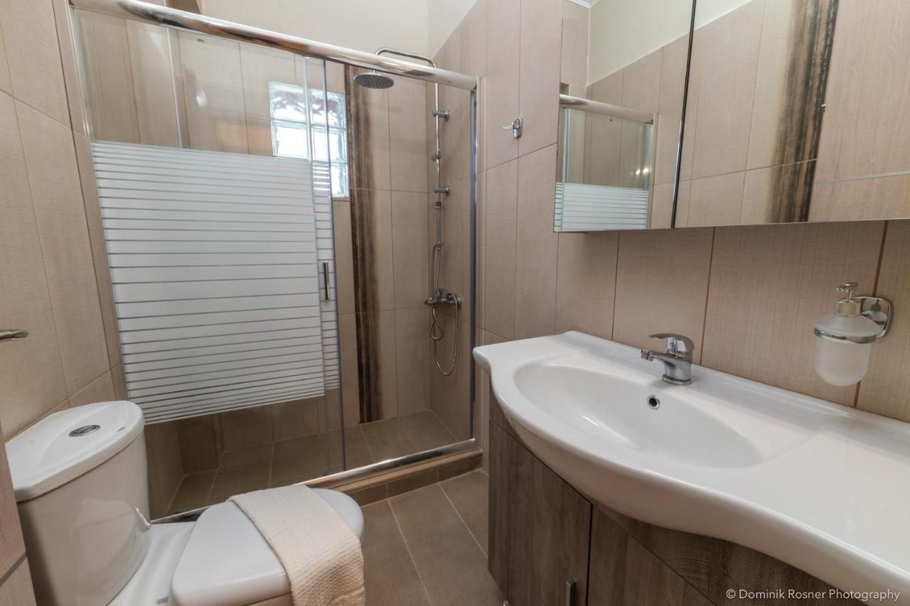 Appartement Nancy's Budget With Pool & Jacuzzi By 